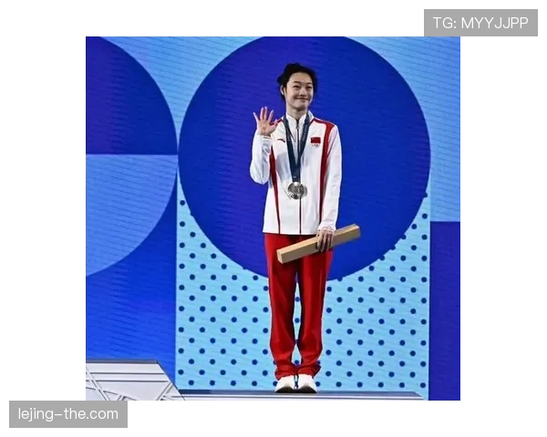 昌雅妮跳水冠军，回家连沙发都不让坐？