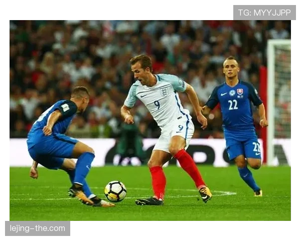 凯恩连续强强对话高效终结，角色转型主导进攻趋势