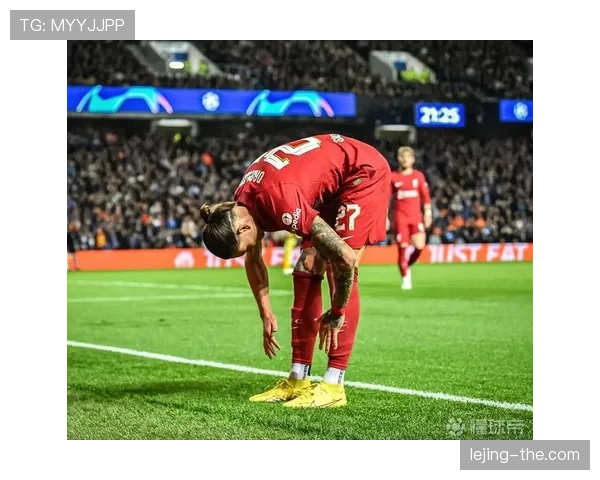 努涅斯的非典型中锋特质如何导致评价两极分化